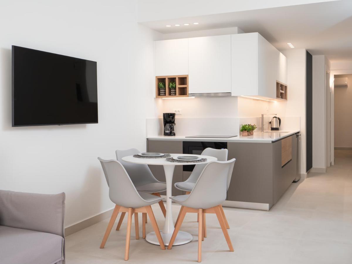 The H Experience - Eclectic Spacious Apartment Near Venetian Castle - 1 イラクリオン エクステリア 写真
